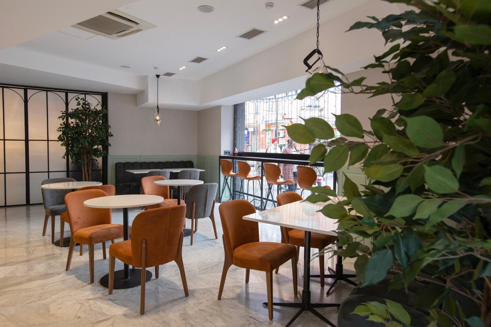 Avenue Hotel Tiflis Exterior foto